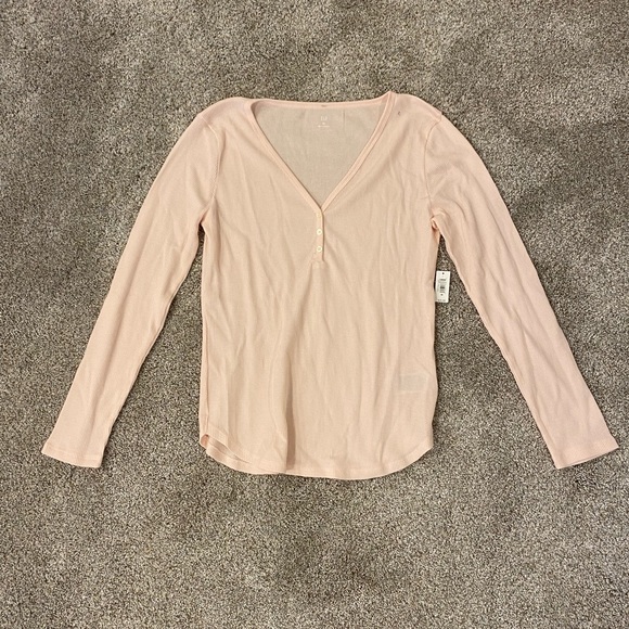 Women’s Pink Gap Long Sleeve Tee - Picture 1 of 7